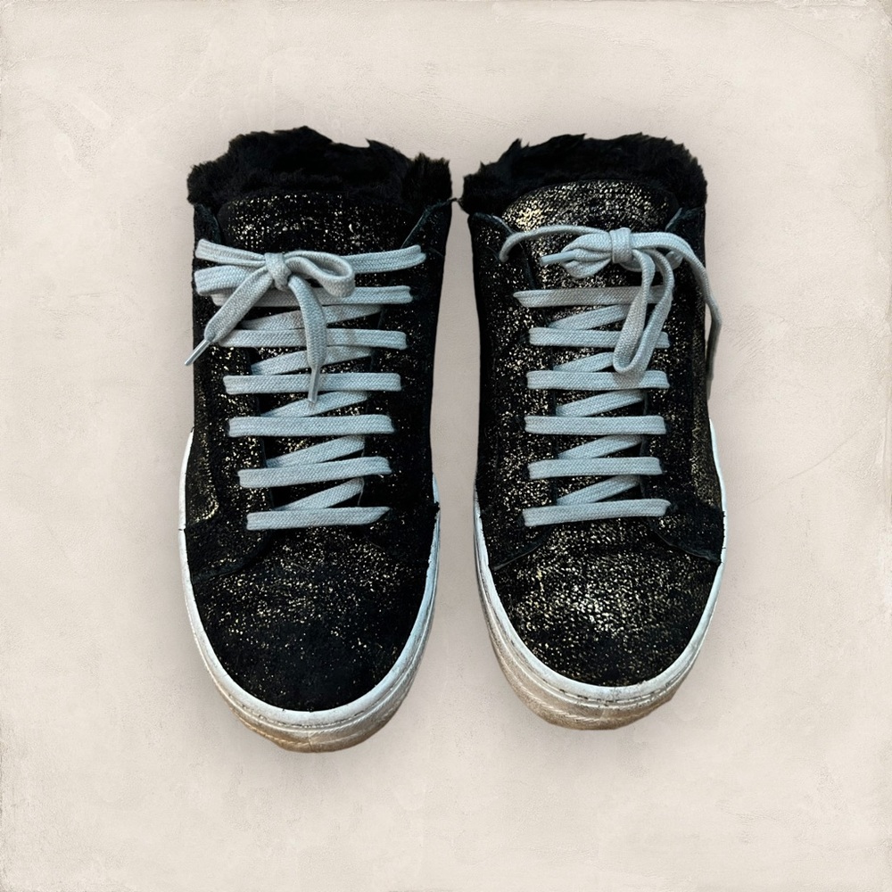 P448 Sneaker Slippers (Black/Gold)